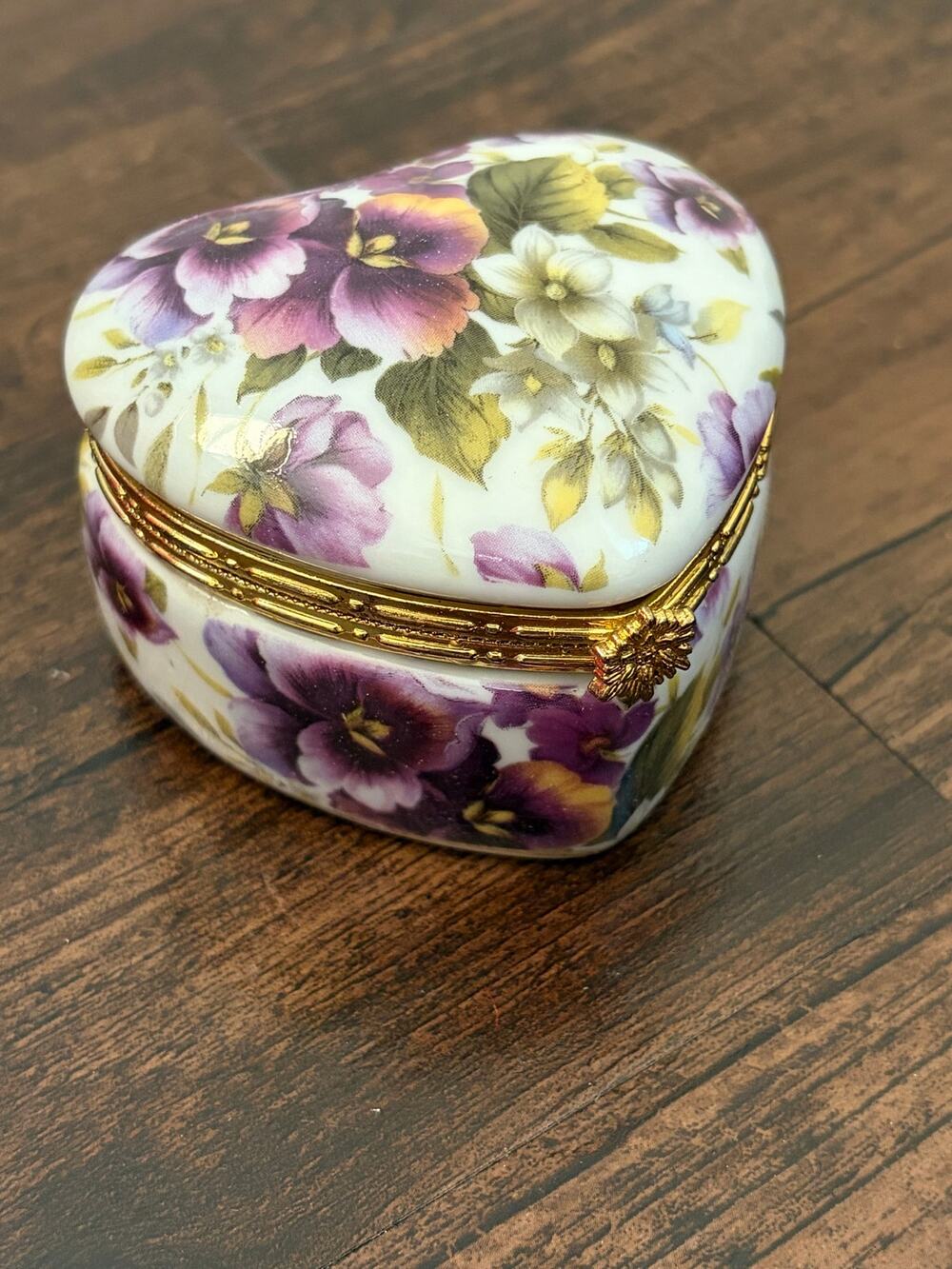 Vintage Formalities by Baum Bros Trinket Box Coquette Heart Purple Floral China